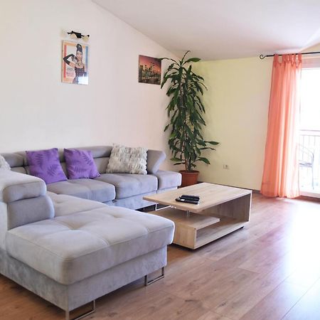 Apartman Branka- Sea View Peroj Exterior foto